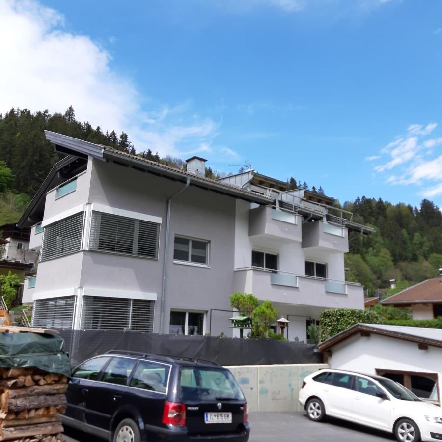 Au Apartment